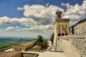 Descubre los datos curiosos mÃ¡s increÃ­bles de San Marino: tradiciones, historia y paisajes fascinantes